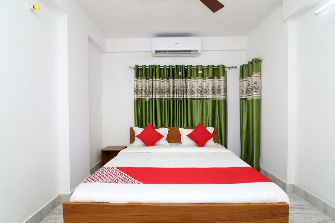 Oyo 30269 Amar Raj Inn Kolkata Ngoại thất bức ảnh