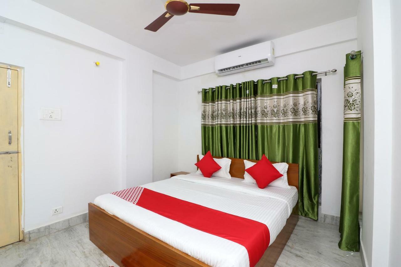 Oyo 30269 Amar Raj Inn Kolkata Ngoại thất bức ảnh